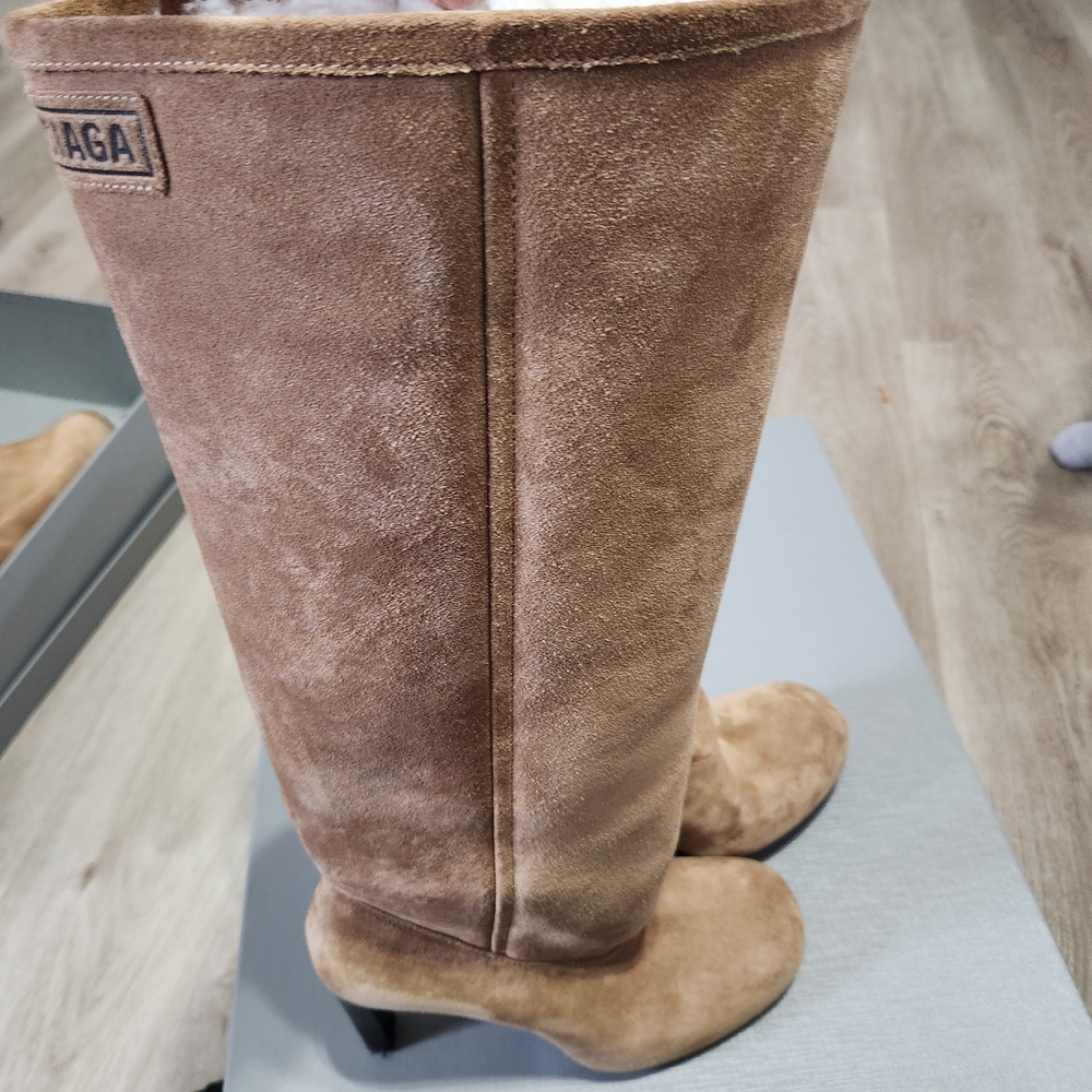 Balenciaga Tan Suede Knee-High Boots - Picture 2 of 14